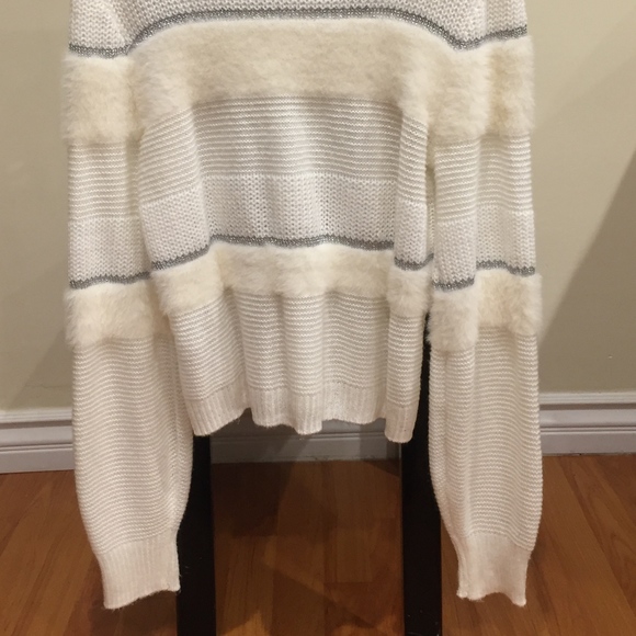 Cozy Sweater by FREE GENERATION - Picture 3 of 4